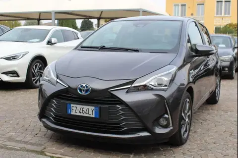 Used TOYOTA YARIS Hybrid 2020 Ad 