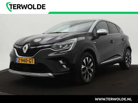 Used RENAULT CAPTUR Hybrid 2023 Ad 