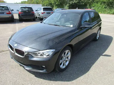 Used BMW SERIE 3 Petrol 2015 Ad 