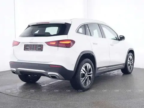 Used MERCEDES-BENZ CLASSE GLA Hybrid 2023 Ad 