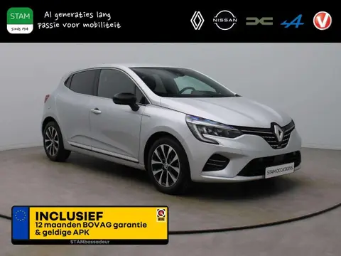 Annonce RENAULT CLIO Essence 2023 d'occasion 