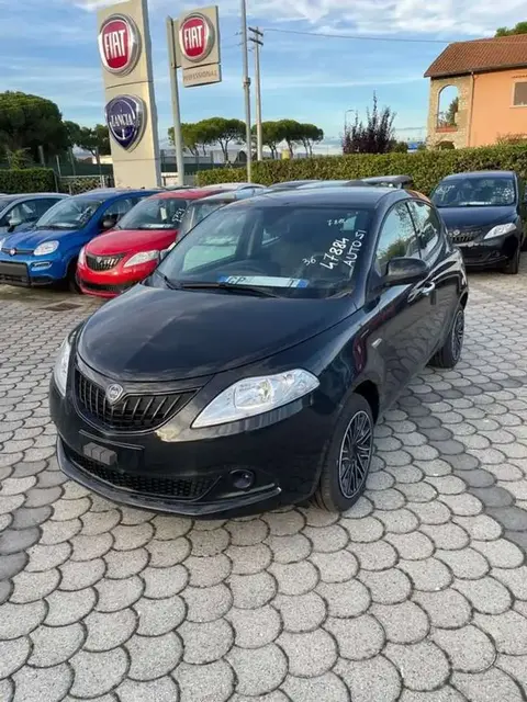 Used LANCIA YPSILON Hybrid 2023 Ad 