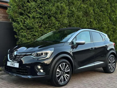 Used RENAULT CAPTUR Hybrid 2021 Ad 