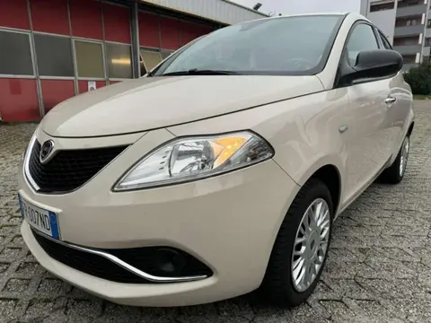 Annonce LANCIA YPSILON Essence 2018 d'occasion 