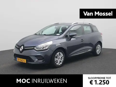 Used RENAULT CLIO Petrol 2018 Ad 