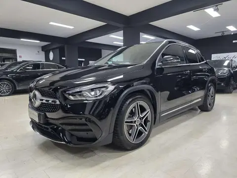 Annonce MERCEDES-BENZ CLASSE GLA Diesel 2021 d'occasion 