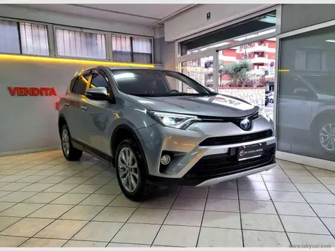 Annonce TOYOTA RAV4 Hybride 2018 d'occasion 