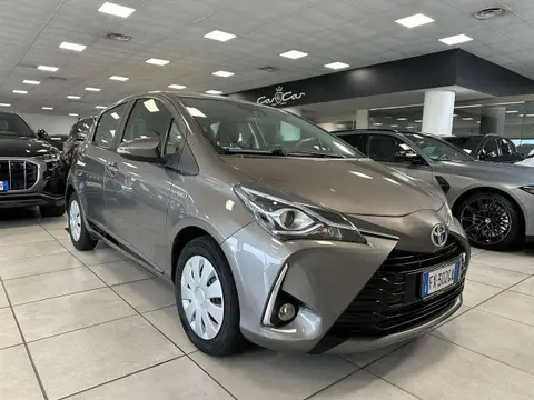 Used TOYOTA YARIS Hybrid 2019 Ad 