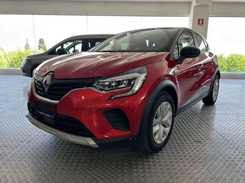 Used RENAULT CAPTUR Hybrid 2024 Ad 