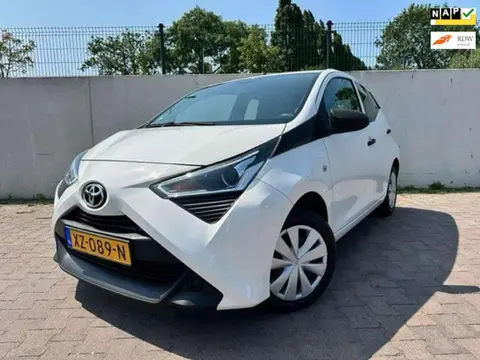 Annonce TOYOTA AYGO Essence 2019 d'occasion 