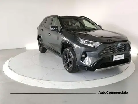 Used TOYOTA RAV4 Hybrid 2019 Ad 