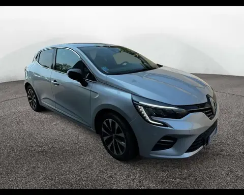 Annonce RENAULT CLIO Essence 2023 d'occasion 