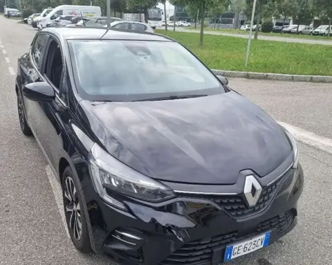 Used RENAULT CLIO Hybrid 2021 Ad 