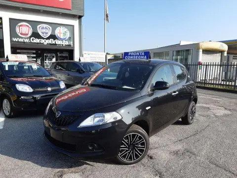 Used LANCIA YPSILON Hybrid 2024 Ad 