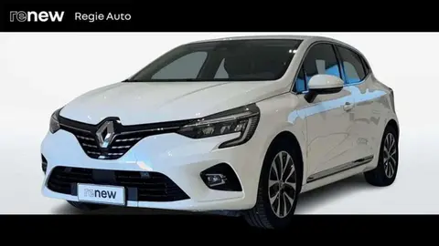 Used RENAULT CLIO Hybrid 2021 Ad 