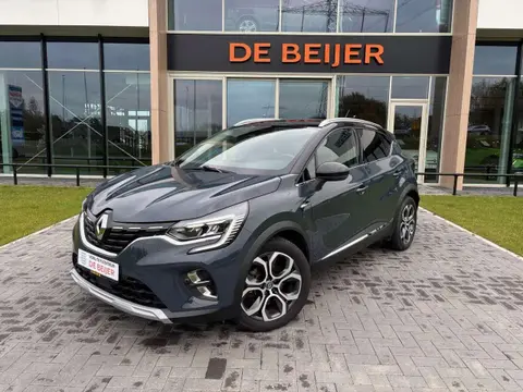 Used RENAULT CAPTUR Hybrid 2021 Ad 