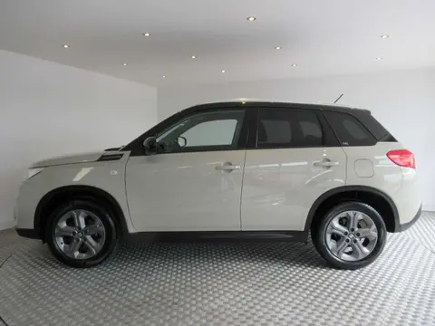 Used SUZUKI VITARA Petrol 2015 Ad 