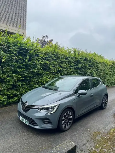 Annonce RENAULT CLIO Essence 2019 d'occasion Belgique