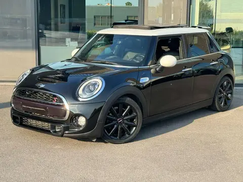 Used MINI COOPER Petrol 2019 Ad Belgium