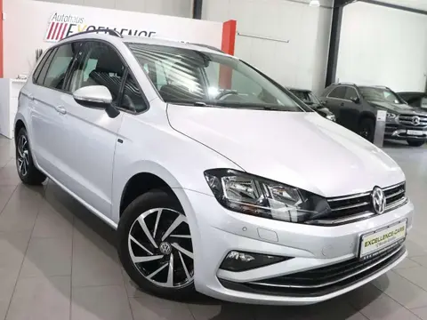 Used VOLKSWAGEN GOLF Petrol 2018 Ad 