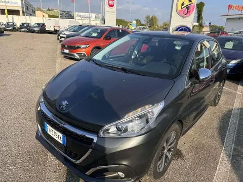 Used PEUGEOT 208 Petrol 2017 Ad 