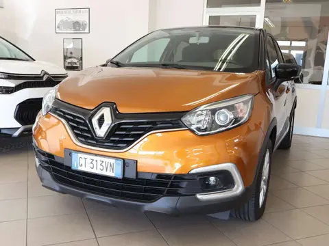 Annonce RENAULT CAPTUR Essence 2019 d'occasion 