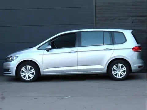 Used VOLKSWAGEN TOURAN Petrol 2019 Ad 