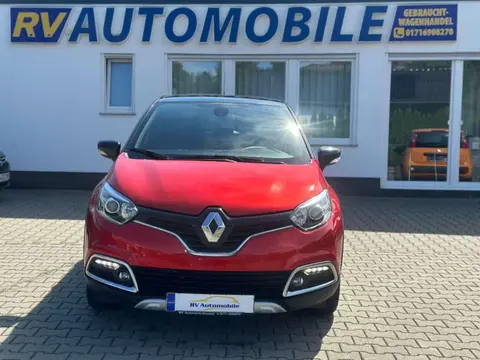 Used RENAULT CAPTUR Petrol 2017 Ad 