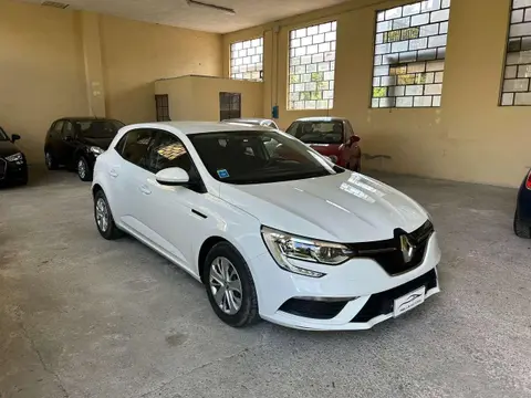 Annonce RENAULT MEGANE Essence 2017 d'occasion 