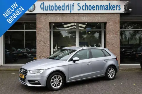 Annonce AUDI A3 Essence 2015 d'occasion 