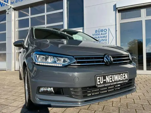 VOLKSWAGEN TOURAN Petrol 2024 Leasing ad 