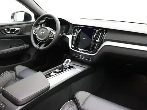 Annonce VOLVO V60 Essence 2023 d'occasion 