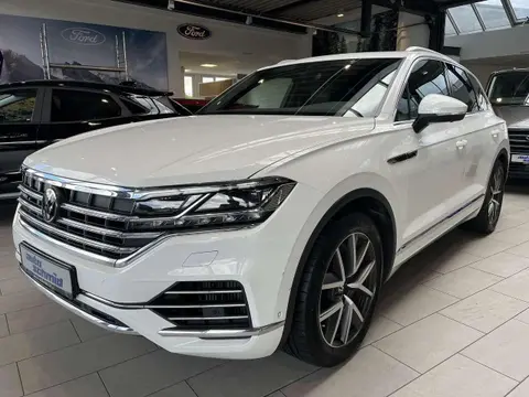 Used VOLKSWAGEN TOUAREG Hybrid 2021 Ad 