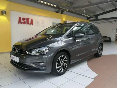 Used VOLKSWAGEN GOLF Petrol 2018 Ad 