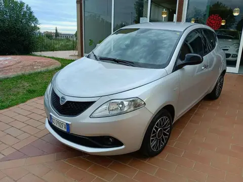 Annonce LANCIA YPSILON Hybride 2021 d'occasion 