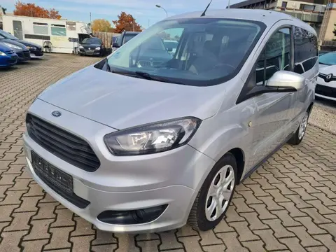 Used FORD TOURNEO Diesel 2017 Ad 