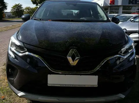 Used RENAULT CAPTUR Hybrid 2023 Ad 