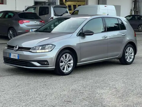 Used VOLKSWAGEN GOLF Diesel 2017 Ad 