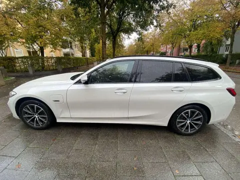 Used BMW SERIE 3 Hybrid 2022 Ad 