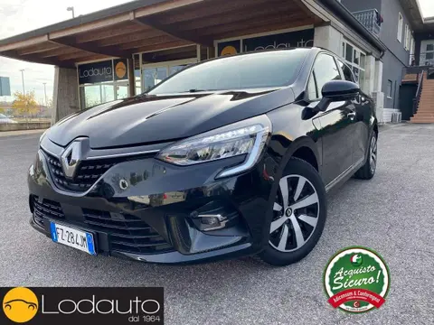 Used RENAULT CLIO Diesel 2019 Ad 