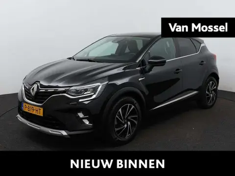 Used RENAULT CAPTUR Hybrid 2022 Ad 