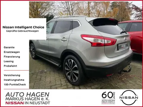 Used NISSAN QASHQAI Diesel 2015 Ad 