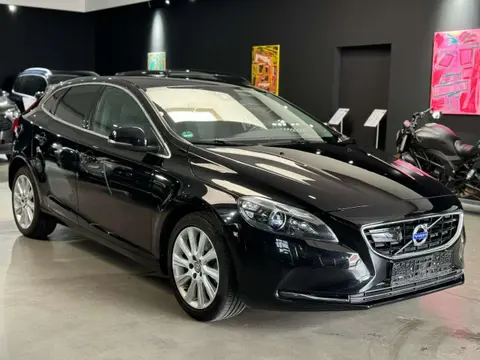 Annonce VOLVO V40 Diesel 2015 d'occasion 