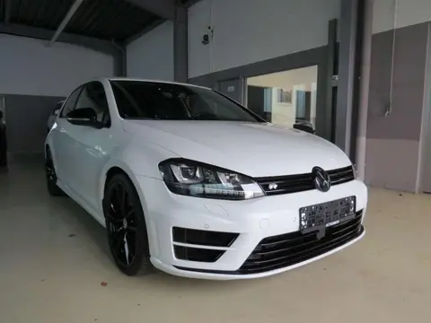 Used VOLKSWAGEN GOLF Petrol 2017 Ad 