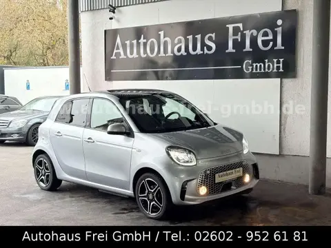 Used SMART FORFOUR Electric 2021 Ad 