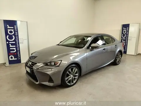 Used LEXUS IS Hybrid 2019 Ad 