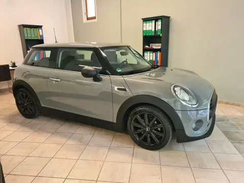 Used MINI ONE Petrol 2017 Ad 