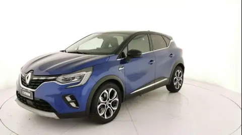 Used RENAULT CAPTUR Hybrid 2021 Ad 