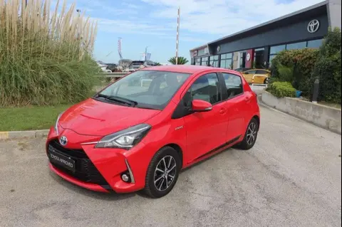 Used TOYOTA YARIS Hybrid 2019 Ad 