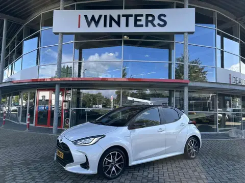 Used TOYOTA YARIS Hybrid 2021 Ad 